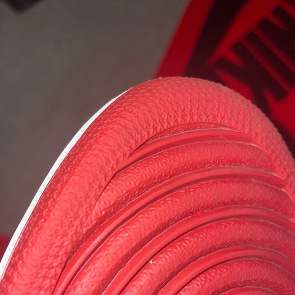 Nike Air Jordan 1 High - Picture 8 of 10